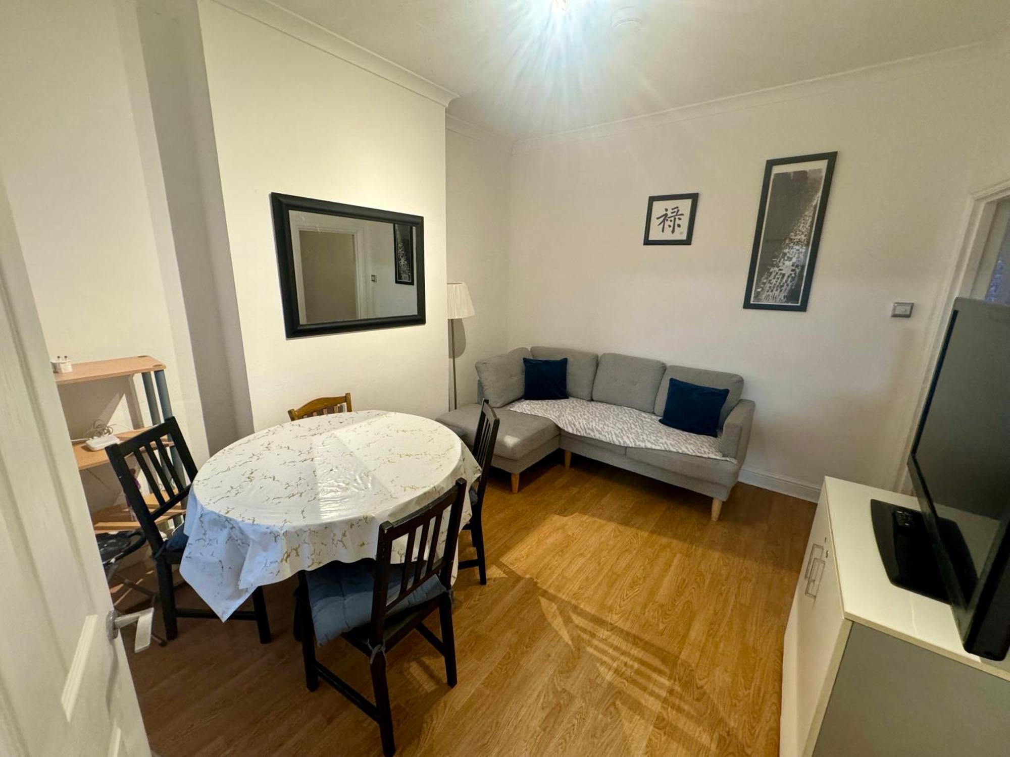 4 Bedroom House In Turnpike Lane/Wood Green Londra Dış mekan fotoğraf